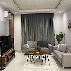  شقة Luxury Of 3 Bedrooms With Living